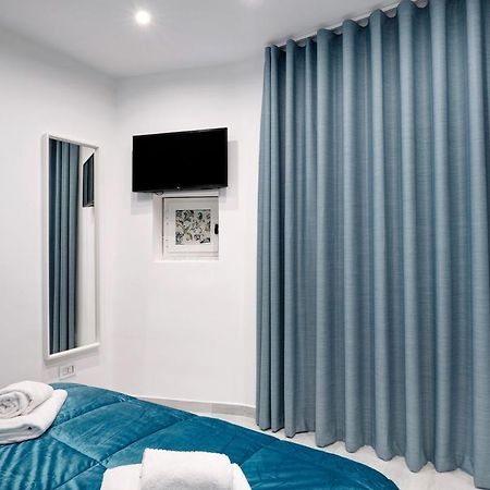 Appartamento Ampolla House Napoli Esterno foto